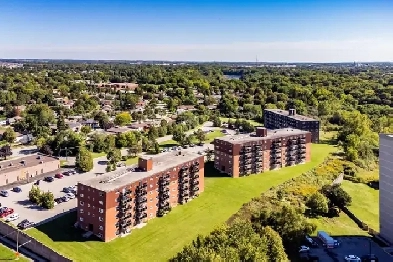 Frontenac Apartments - Junior 1 Bedroom available at 1, 3 Fronte