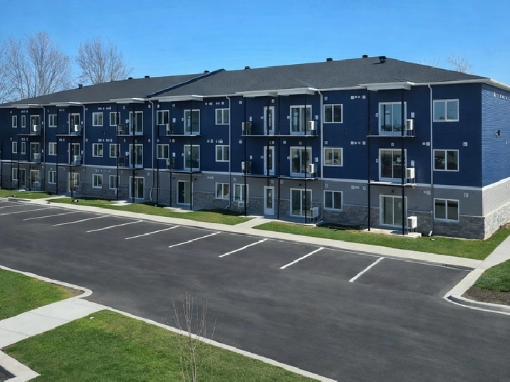 1 & 2 BED APT RUSSELL - 2 MTHS FREE RENT