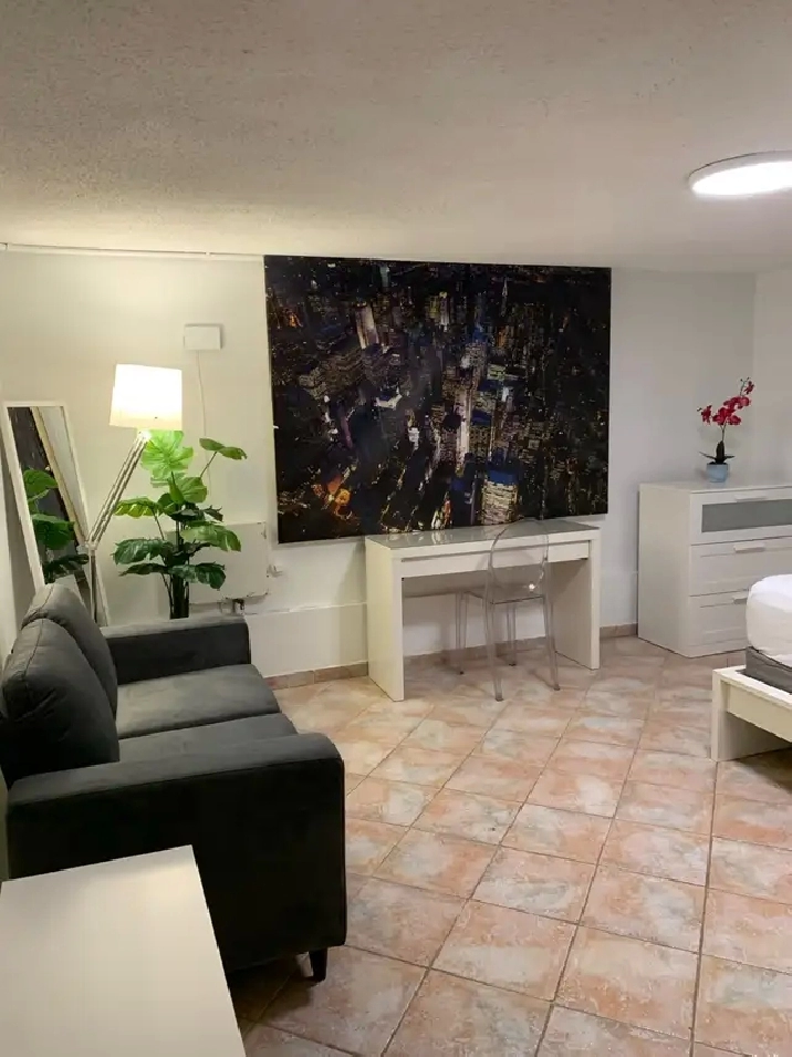 Room for rent in Toronto