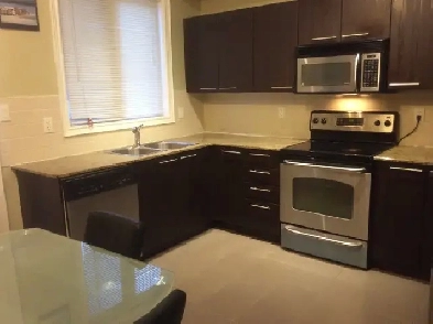 Furnished bed room for rent at HWY7 & Times Avenue