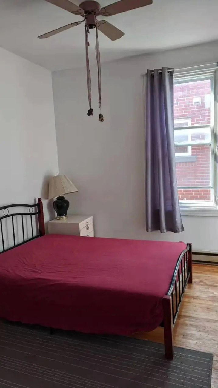 Furnished room in LASALLE all included wifi laundry mini fridge