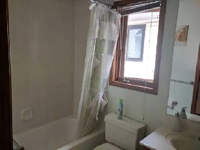 ✨ $765 AMAZING PLACE – Cozy Furnished Bedroom (Riverbend)