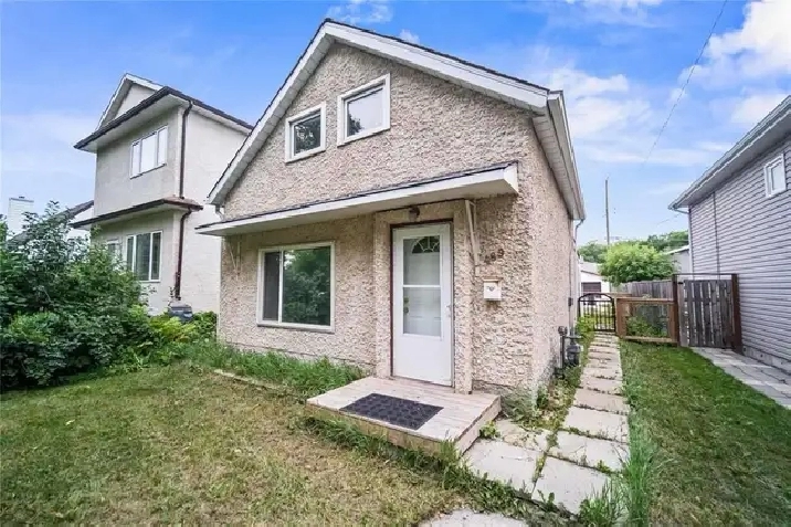 Home for Sale - St. Boniface
