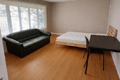 2bed-1bath | 15 min walk to western unviersity