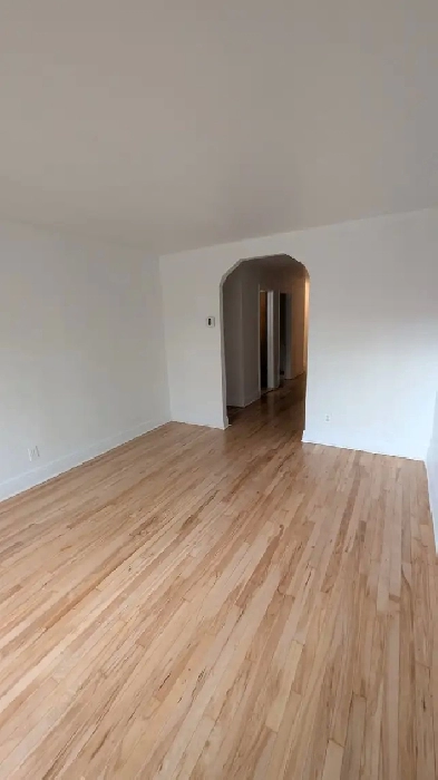 4 1/2  Cote des Neiges Rue LInton