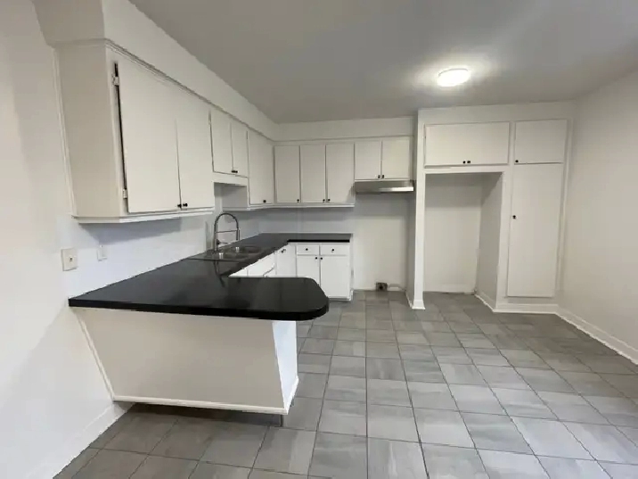 Magnifique 5 1/2 dans Ville d'Anjou