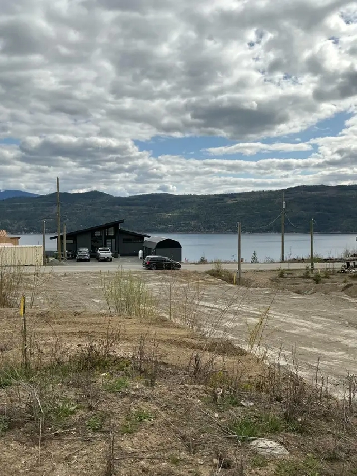 North Shuswap Building Lot