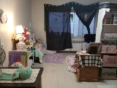 Westmount Studio – 6th Floor – $1,394, 12 Months Free Internet