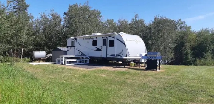 Shadow Cruiser Camper on leased lot at Little Shell Lake