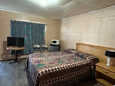 Single and Double Rooms available for Rent-Innisfail Alberta
