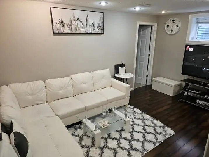 Beautiful Newly Renovated 2-Bedroom Basement Suite for Rent
