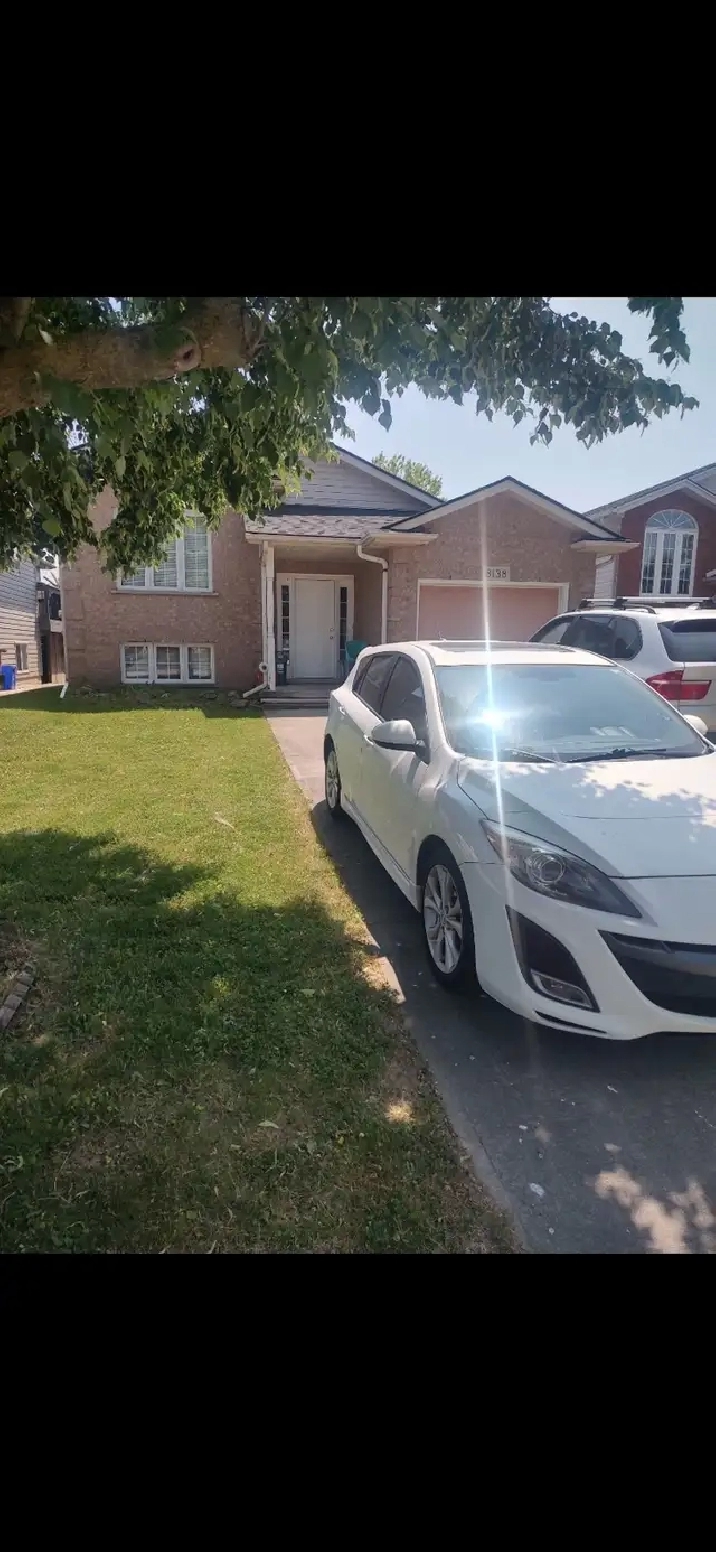 3 Bed 1 Bath Niagara Falls, 2 Bed 1 Bath Stoney Creek