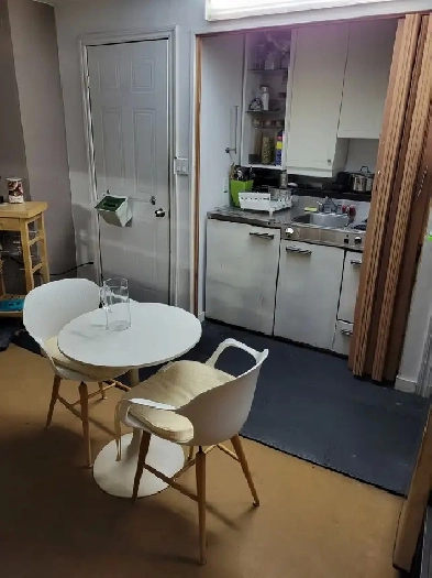 Logement demi sous-sol à louer