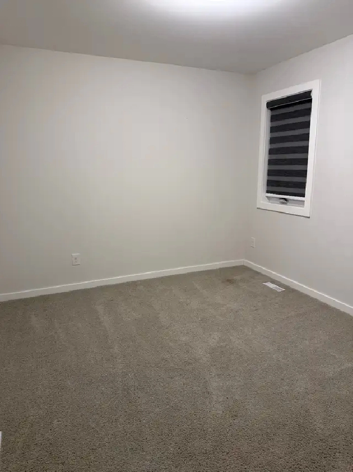 Room for rent - girls only -west St. Paul