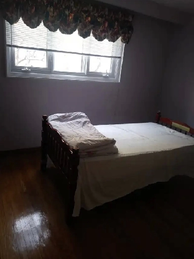 CLEAN ROOM FOR RENT, 1Gbps unlimited WIFI, Utilities included $1
