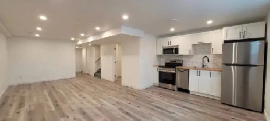 Modern 1 Bedroom Suite! Move In Ready!