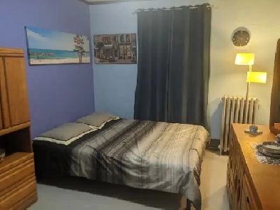 Cozy & Clean Room For Rent - NOW AVAILABLE!