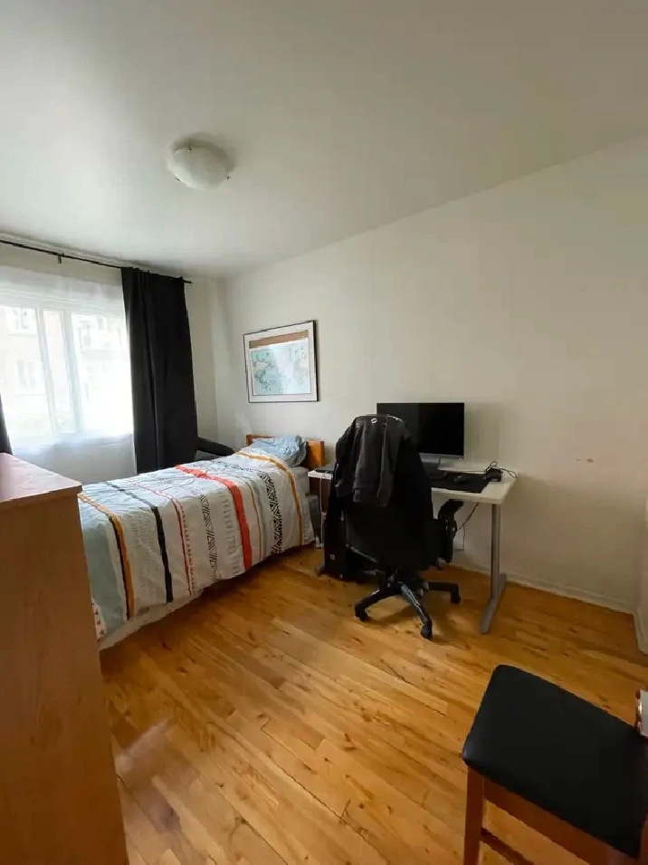 NDG (Loyola) - 3½ HEATING HOT WATER PARKING INCLUDED!