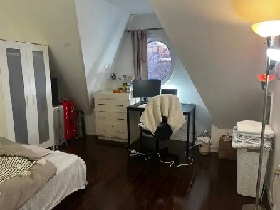 Private master bed room with washroom $1100