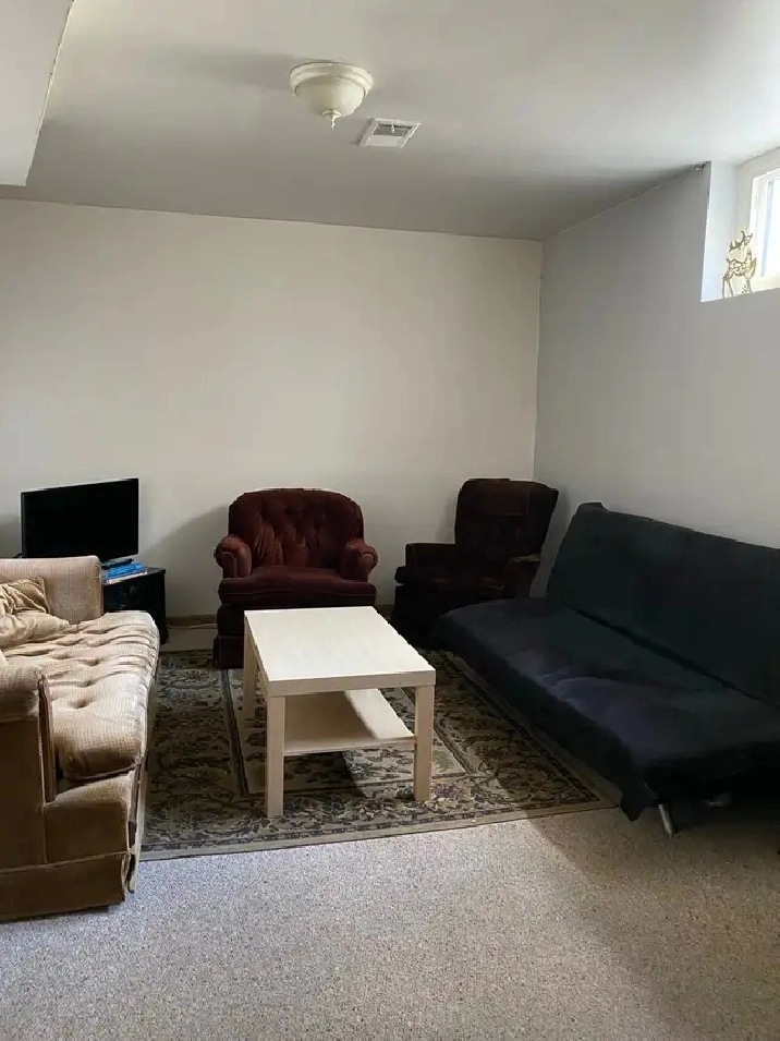 Furnished Room Near U of S – Available May 1