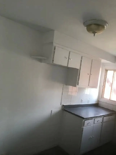 Ahuntsic Grand 4 1/2 à louer