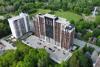 Furnished Condo at Luxe Condo - Western University!