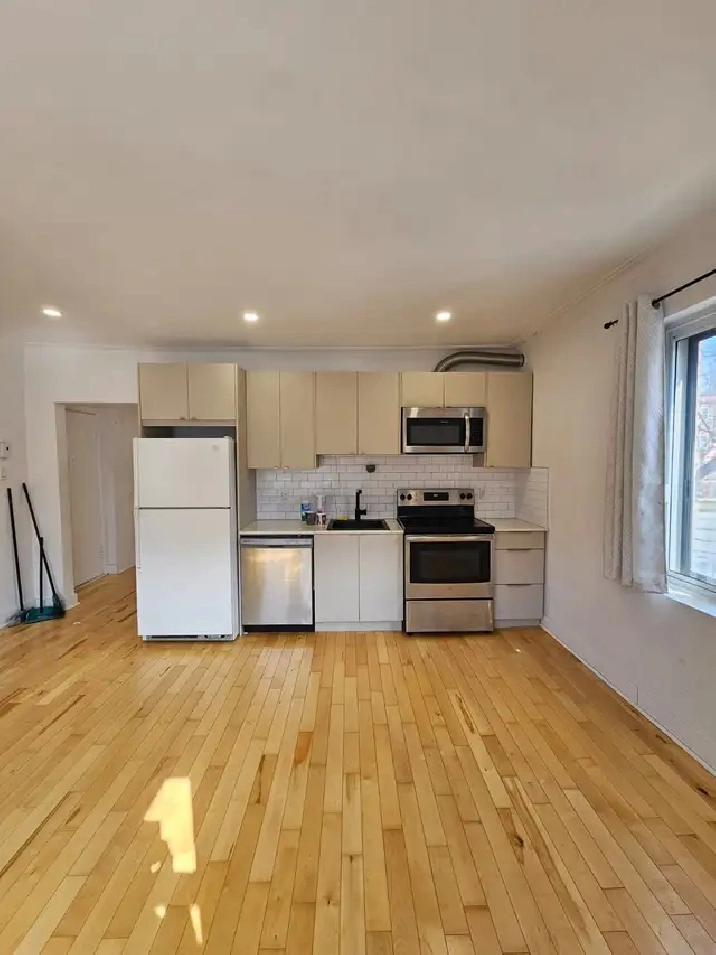 Renovated 4½ | Côte-des-Neiges | 2 Bedrooms -  Edouard-Montpetit