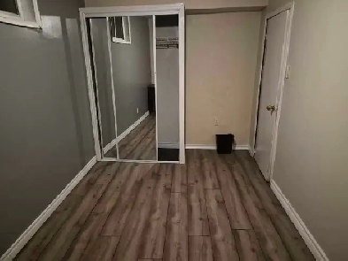 Room Furnished McMaster Hamilton Now