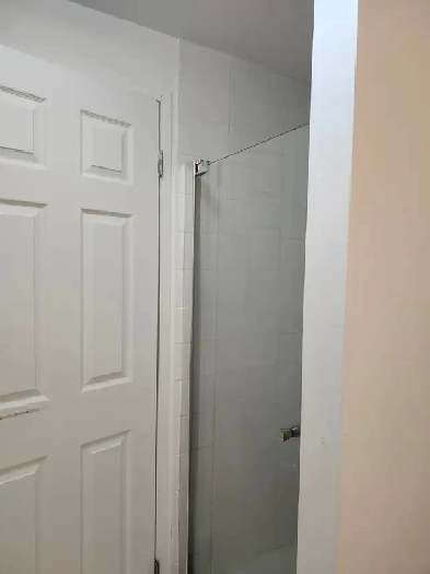 Nice 4 1/2 QUIET NEIGHBORHOOD