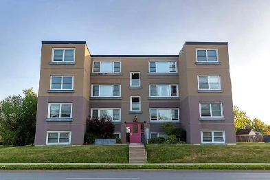 143 Westchester Crescent - Bachelor for Rent in St. Catharines