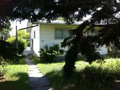 Close In NW All Incl Share Home