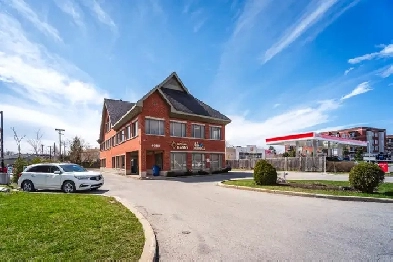 À LOUER - BUREAUX-FOR RENT - PROFESSIONAL OFFICES - WEST ISLAND