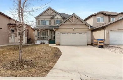 110 Darbrett Bay For Sale