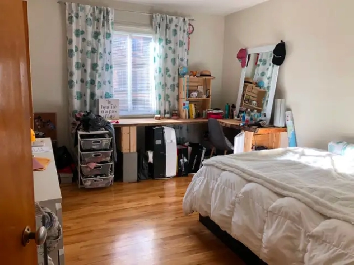 Beau, grand 4 1/2 a loyer, Montreal