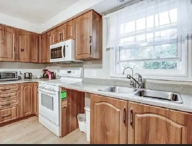 BEDROOM AVAILABLE IN WELLAND