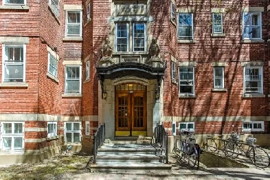 3 chambres dans un édifice patrimonial d'exception — Outremont