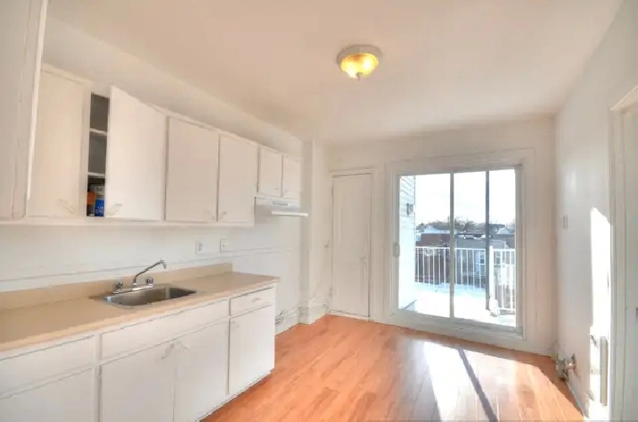 4 ½ lumineux Metro Verdun