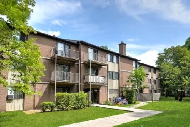 Furnished 2-bedroom apartment (4½) – Île-des-Sœurs – May–Aug 202