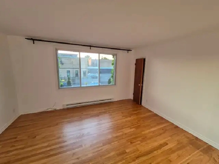 Appartement 5½ à Lasalle. Disponible 1 juillet ou plus tôt.