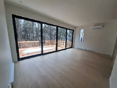 Maison moderne à louer Sherbrooke