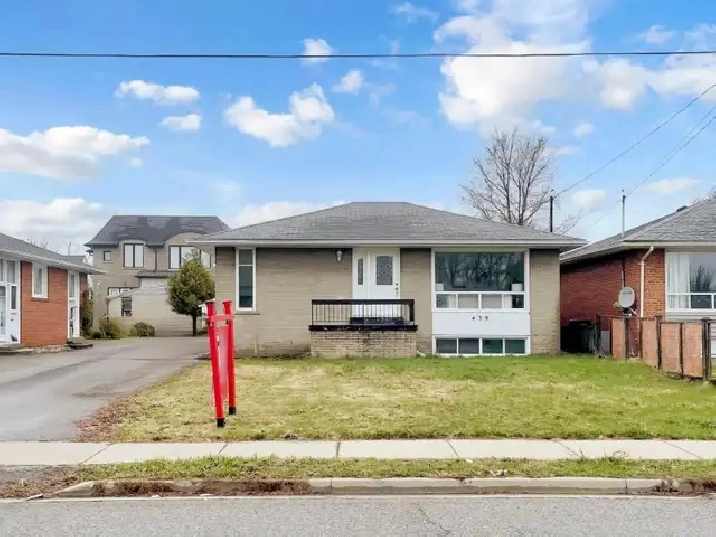 NEW LISTING | Fully Renovated 50 x 110 ft lot Home in Crosby,