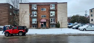 3 1/2 à louer Laval