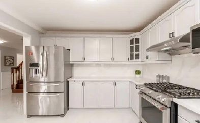 BRIGHT ROOM FOR RENT IN BRAMPTON - IMMEDIATELY