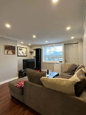 TWO BEDROOM APARTMENT ON MERIVALE ROAD - CENTRAL LOCATION