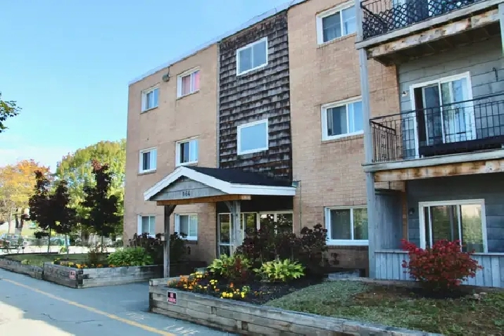 2 BR Apt Available on Braemar Dr, Dartmouth
