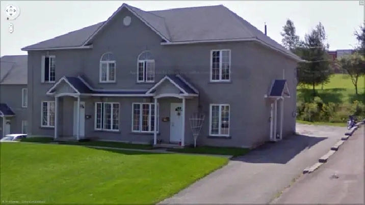Sherbrooke Nord 4 1/2 beau et bien situé, 1er JUILLET 2026