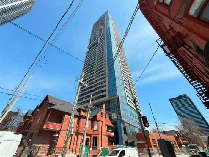 Bloor and Sherbourne 3 Bed 3 Bath Luxury Burke Condo for Rent