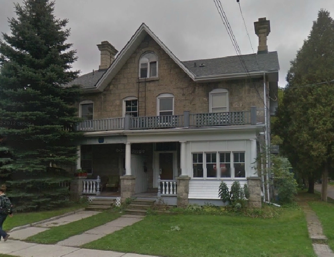 D103 Neeve Street - Bachelor Apartment for Rent