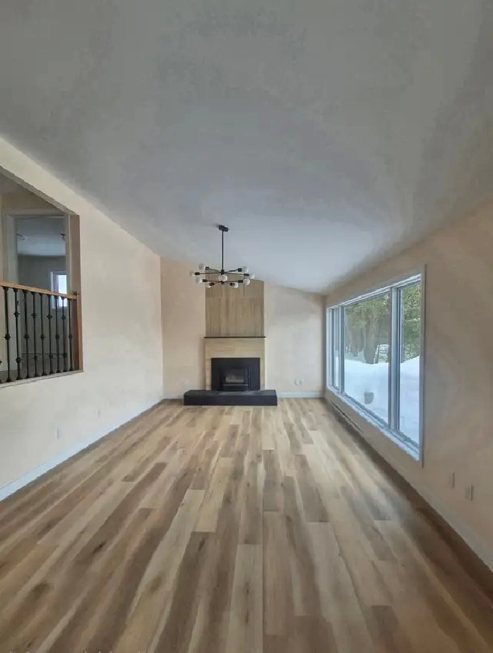 Magnifique maison entièrement rénovée à Sainte‑Adèle