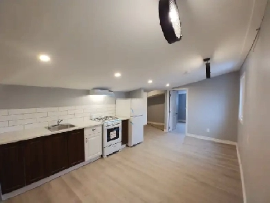 Gorgeous Garland-ALL INCLUSIVE! 2 Bed Apt for Rent in Hintonberg